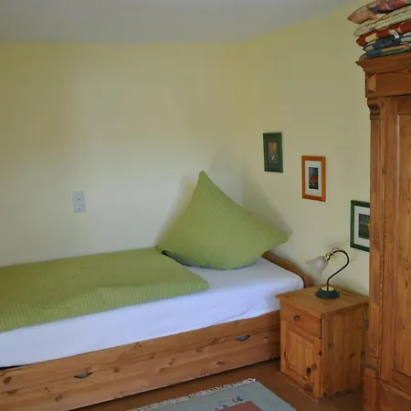 بيت للعطل Doll